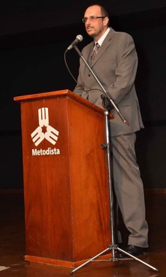 Prof. Fulvio: Metodista pratica inovação no ensino (Foto Agerh)